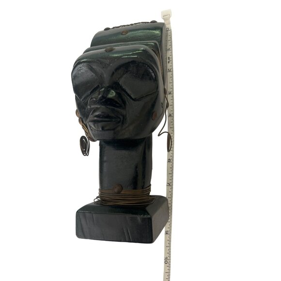 Vintage Haitian Wood Sculpture With Brass Adornments & Earrings Handcrafted - Picture 12 of 13